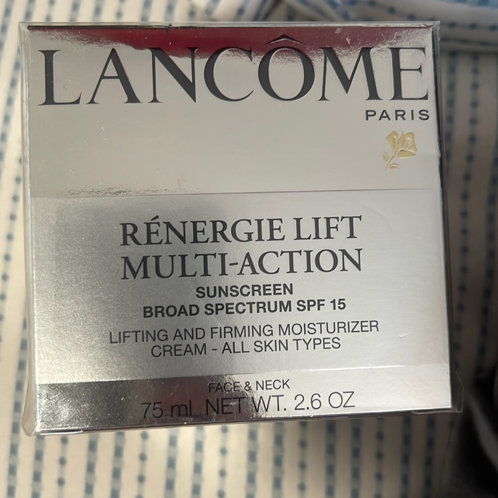 Lancome Renergie lift multi-action spf 15